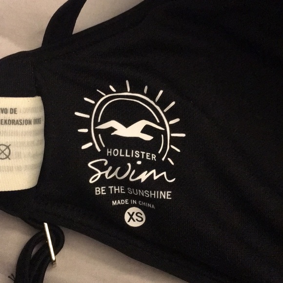 Hollister bikini set - Picture 2 of 3